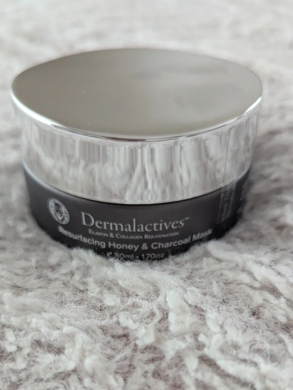 NWT Dermalactives Resurfacing Honey & Charcoal Mask